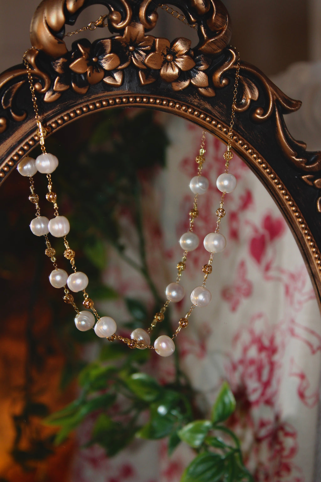 Heartbreaker Pearl Choker