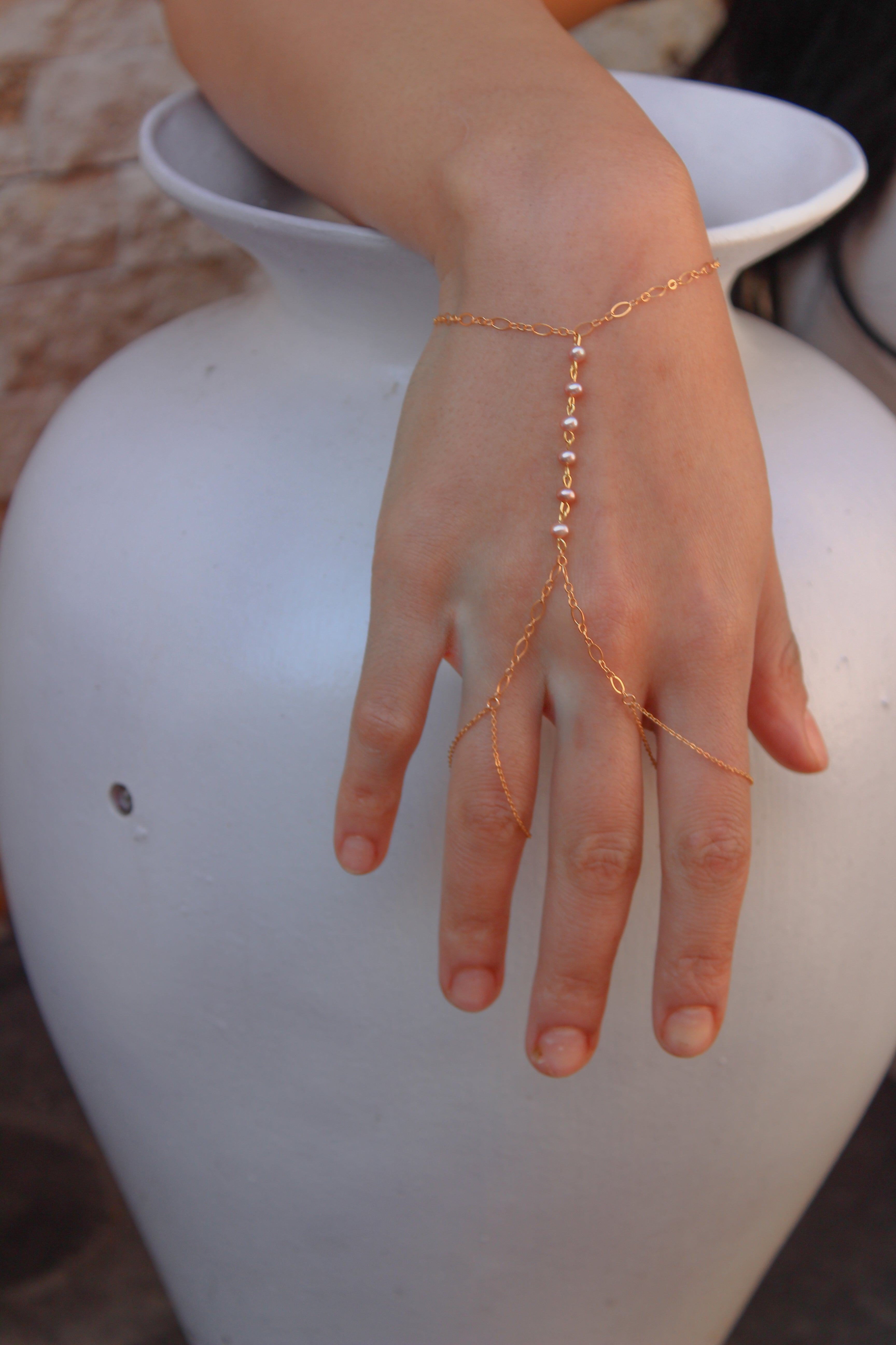 Mira Handchain