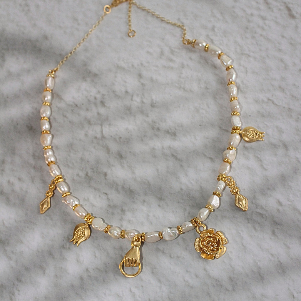 Elara Choker